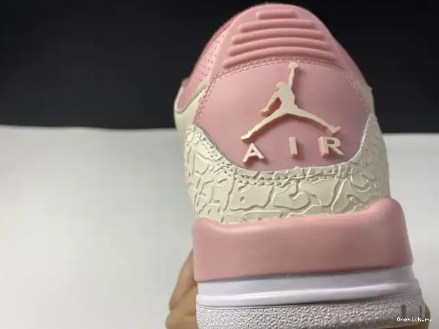 One Kick Rust Air Sail Retro 3 CK9246-116 Jordan (W) Pink 0531